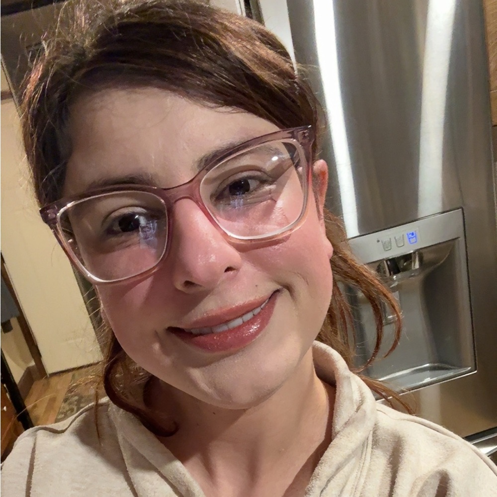 Meet your Posher, Ramona ♥️